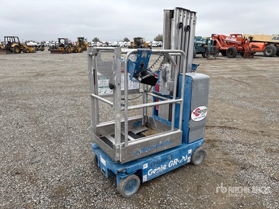 2016 Genie GR20 Vertical Mast Lift