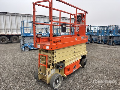 2016 JLG 2632ES Electric シザーリフト