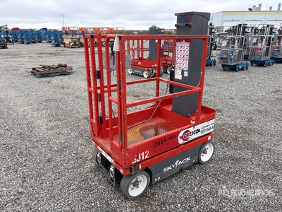 2017 Skyjack SJ12 Elevador vertical