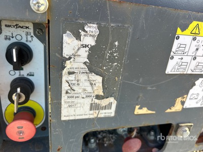 2017 Skyjack SJ12 ブームリフト