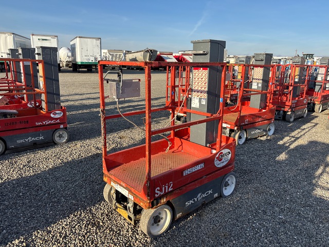 2017 Skyjack SJ12 Vertical Mast Lift
