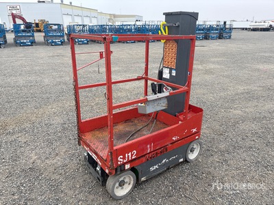 2016 Skyjack SJ12 Elevador vertical