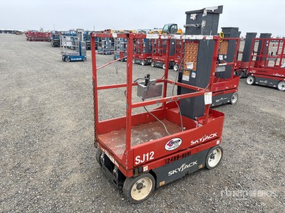 2016 Skyjack SJ12 Elevador vertical