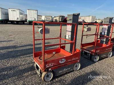 2016 Skyjack SJ12 Elevador vertical