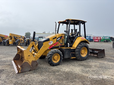 2016 Cat 415F2 IL 4x4 Chargeuse paysagisme
