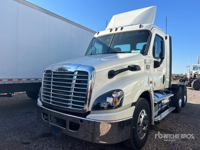 2019 Freightliner Cascadia 125 6x4 T/A Dagcabine Trekker (Inoperable)