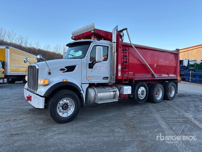 2017 Peterbilt 567 8x4 Camion à benne basculante Tri/E