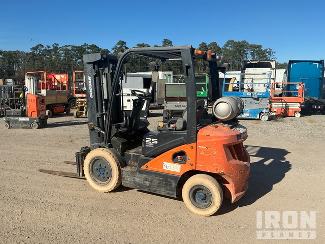 MONTACARGAS 2018 DOOSAN G25P7
