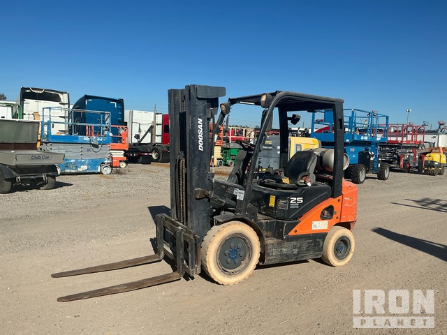 MONTACARGAS 2018 DOOSAN G25P7