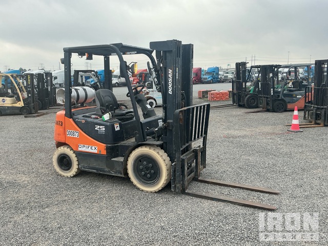 MONTACARGAS 2018 DOOSAN G25P5