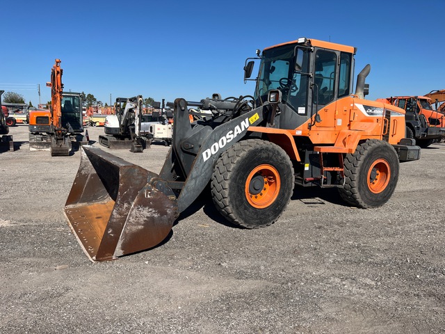 2019 Doosan DL220-5 Wheel Loader
