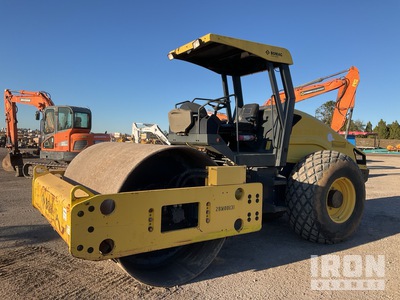 2016 Bomag BW 211 D-50 Smooth Drum Compactor
