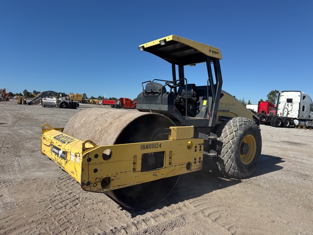 2016 Bomag BW211D-50 Smooth Drum Compactor
