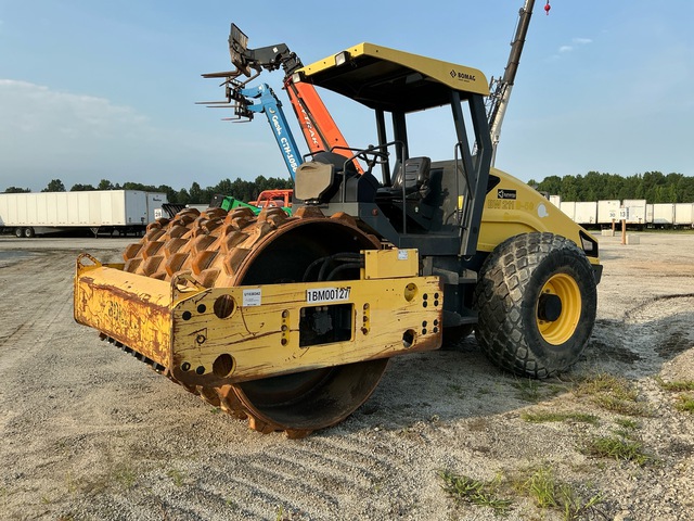 2016 Bomag BW211D-50 Smooth Drum Compactor