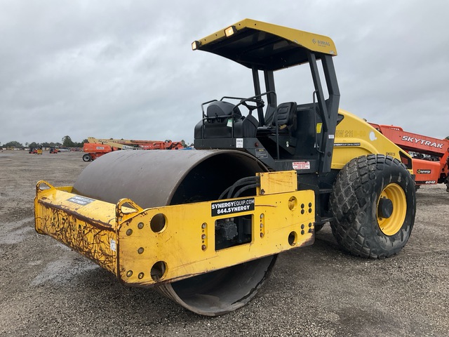 2015 Bomag BW 211 D-50 Smooth Drum Compactor 2015 Bomag BW 211 D-50 Smooth Drum Compactor
