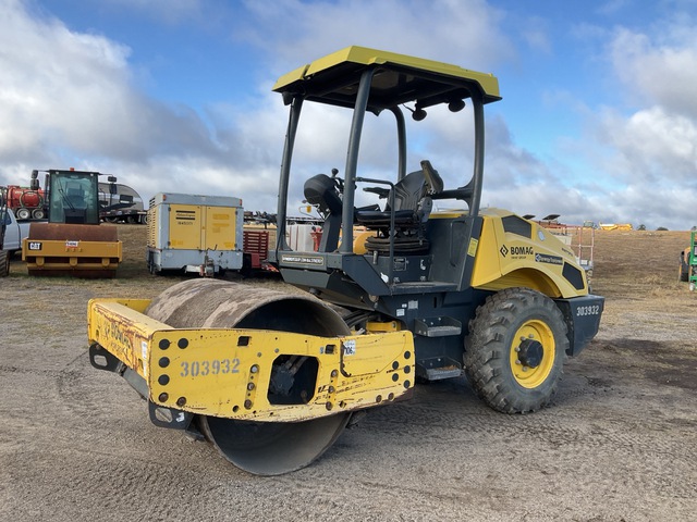 2018 Bomag BW145D-5 Smooth Drum Compactor
