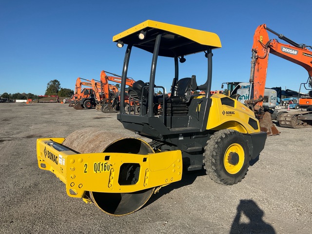 2015 Bomag BW145D-5 Smooth Drum Compactor