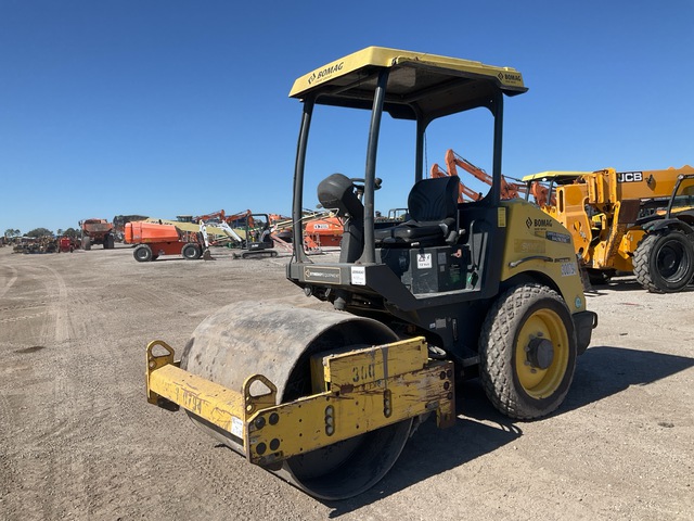 2018 Bomag BW124DH-5 Smooth Drum Compactor