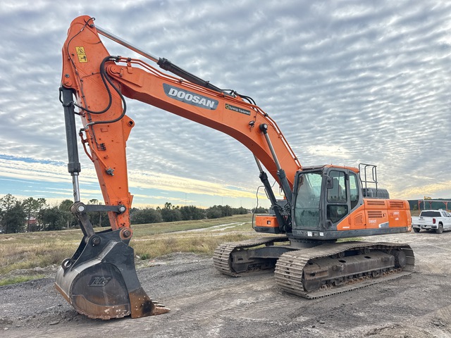 2021 Doosan DX350LC-5 Tracked Excavator