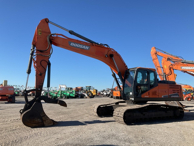 2018 Doosan DX255LC-5 Tracked Excavator 2018 Doosan DX255LC-5 Tracked Excavator