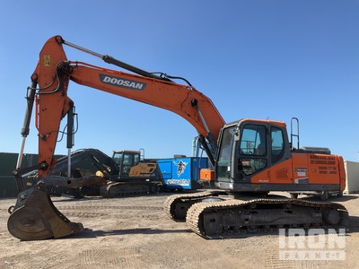 2019 Doosan DX225LC-5 Tracked Excavator