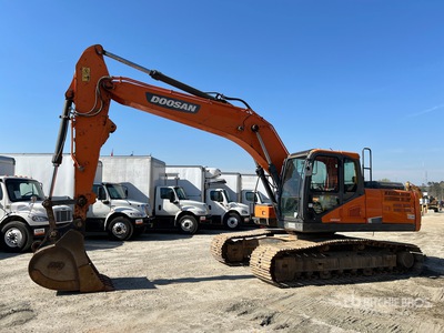 2019 Doosan DX225LC-5 Excavators Tracked Excavator