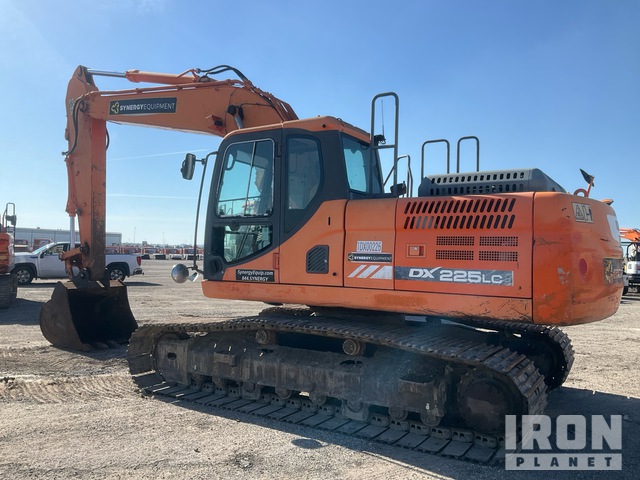 EXCAVADORA 2015 DOOSAN DX225LC3
