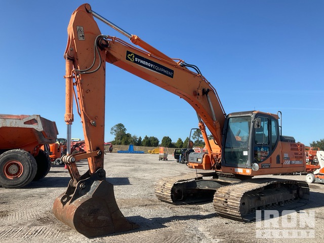 EXCAVADORA 2015 DOOSAN DX225LC3