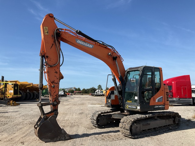 2018 Doosan DX140LCR-5 Tracked Excavator