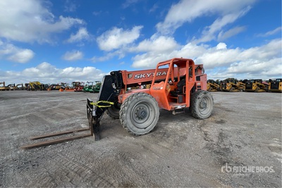 2018 SkyTrak 8042 Manipulador Telescópico