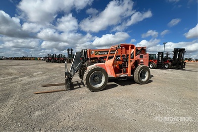2018 JLG 8042 Manipulador Telescópico