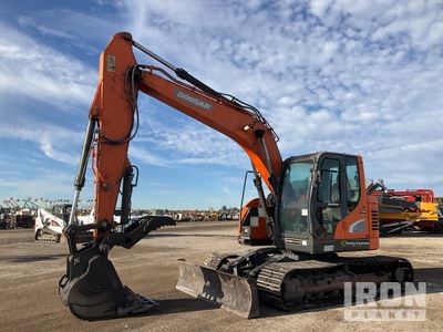 2017 Doosan DX140LCR-5 Excavatrice sur chenilles