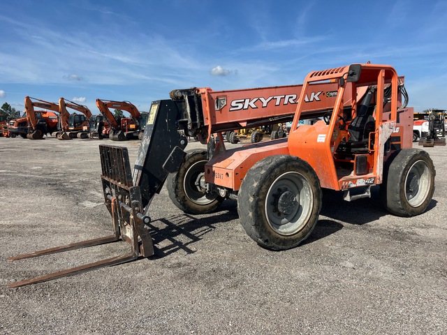2018 SkyTrak 6042 Telehandler