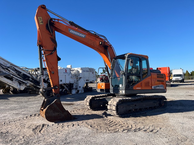 2018 Doosan DX140LC-5 Tracked Excavator