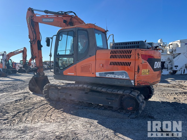 EXCAVADORA 2018 DOOSAN DX140