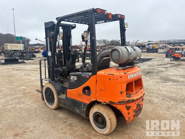 MONTACARGAS 2018 DOOSAN G25P5