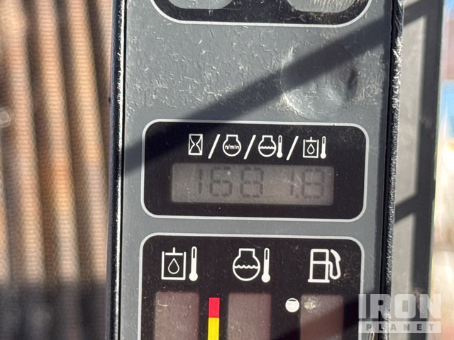 MINI CARGADOR SOBRE RUEDAS 2018 CASE SR240