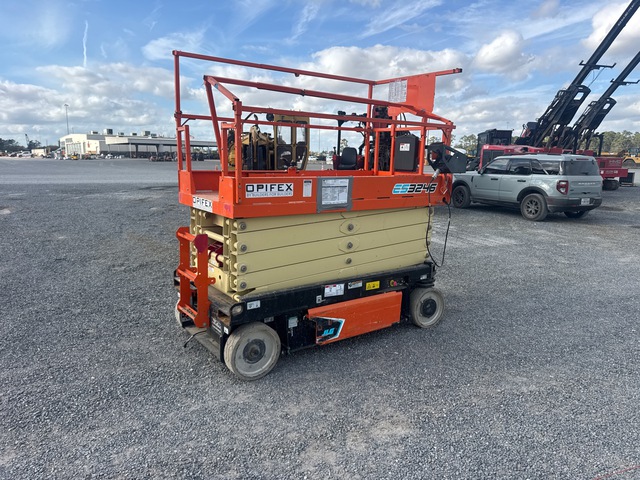 2021 Genie ES3246 Electric Scissor Lift 2021 Genie ES3246 Electric Scissor Lift