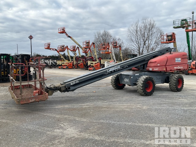 ELEVADOR TELESCóPICO 2015 SKYJACK 4WD SJ61T