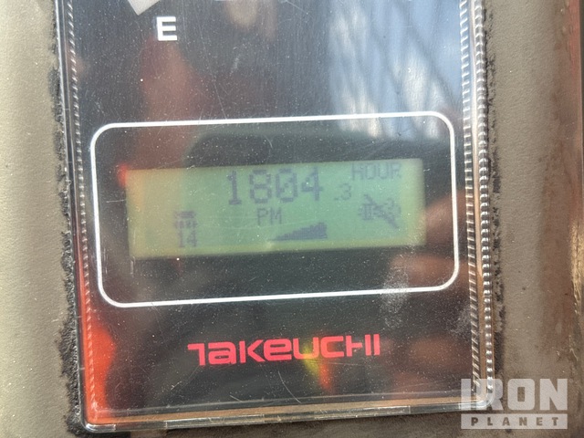 MINI CARGADOR SOBRE ORUGAS 2018 TAKEUCHI TL8RW