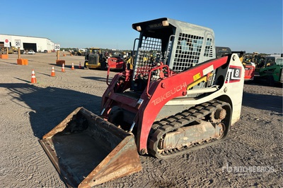 2018 Takeuchi TL8 Compact Track Loader