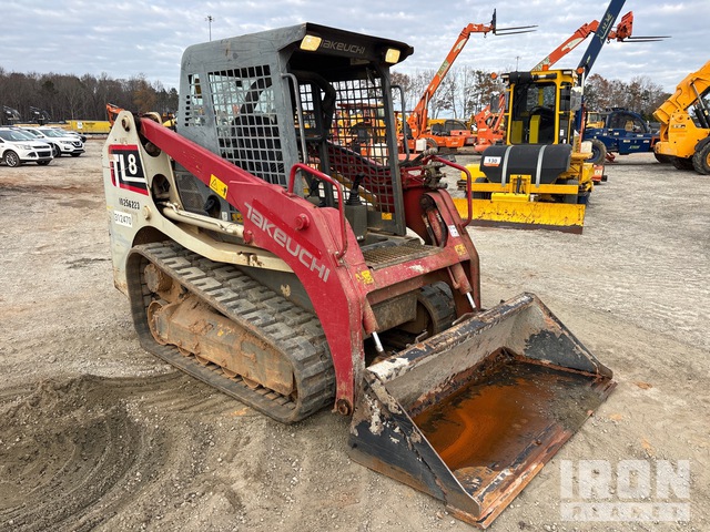 MINI CARGADOR SOBRE ORUGAS 2018 TAKEUCHI TL8