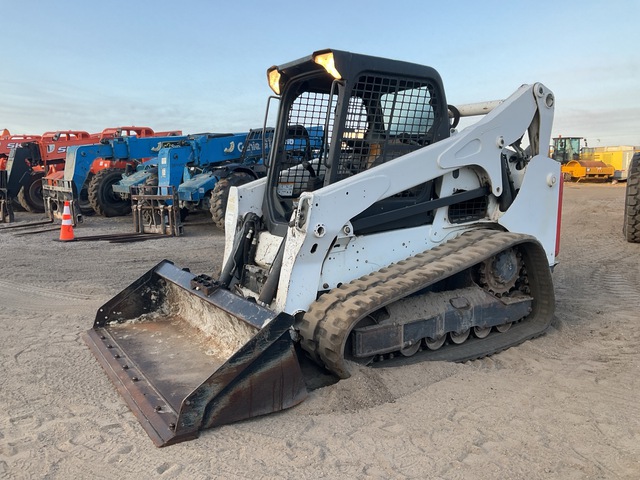 2019 Bobcat T740 Compact Track Loader