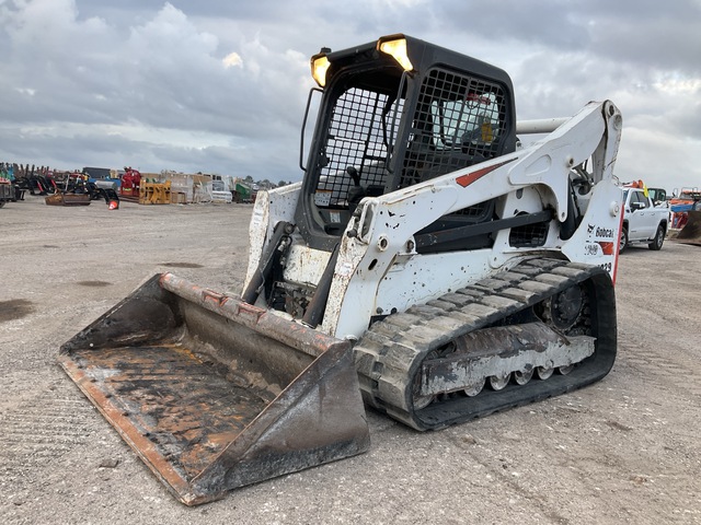 2019 Bobcat T740 Compact Track Loader