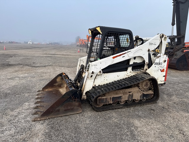 2019 Bobcat T740 Compact Track Loader