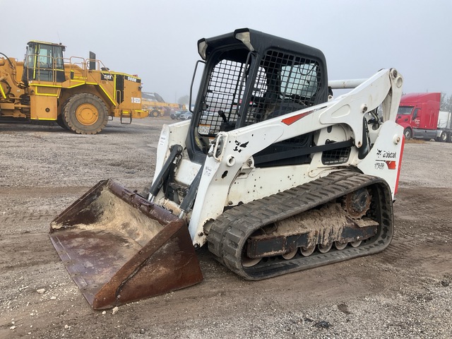 2019 Bobcat T740 Compact Track Loader