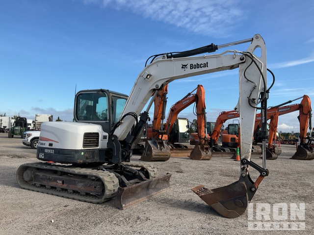 EXCAVADORA 2017 BOBCAT E85