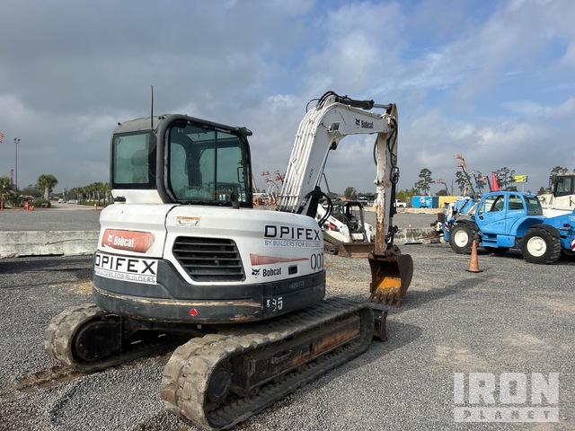EXCAVADORA 2017 BOBCAT E85