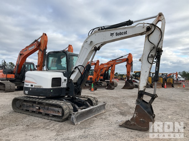 EXCAVADORA 2017 BOBCAT E85
