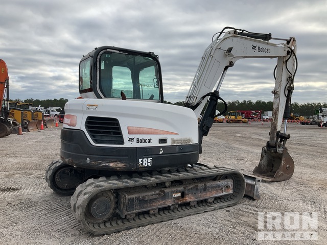 EXCAVADORA 2017 BOBCAT E85